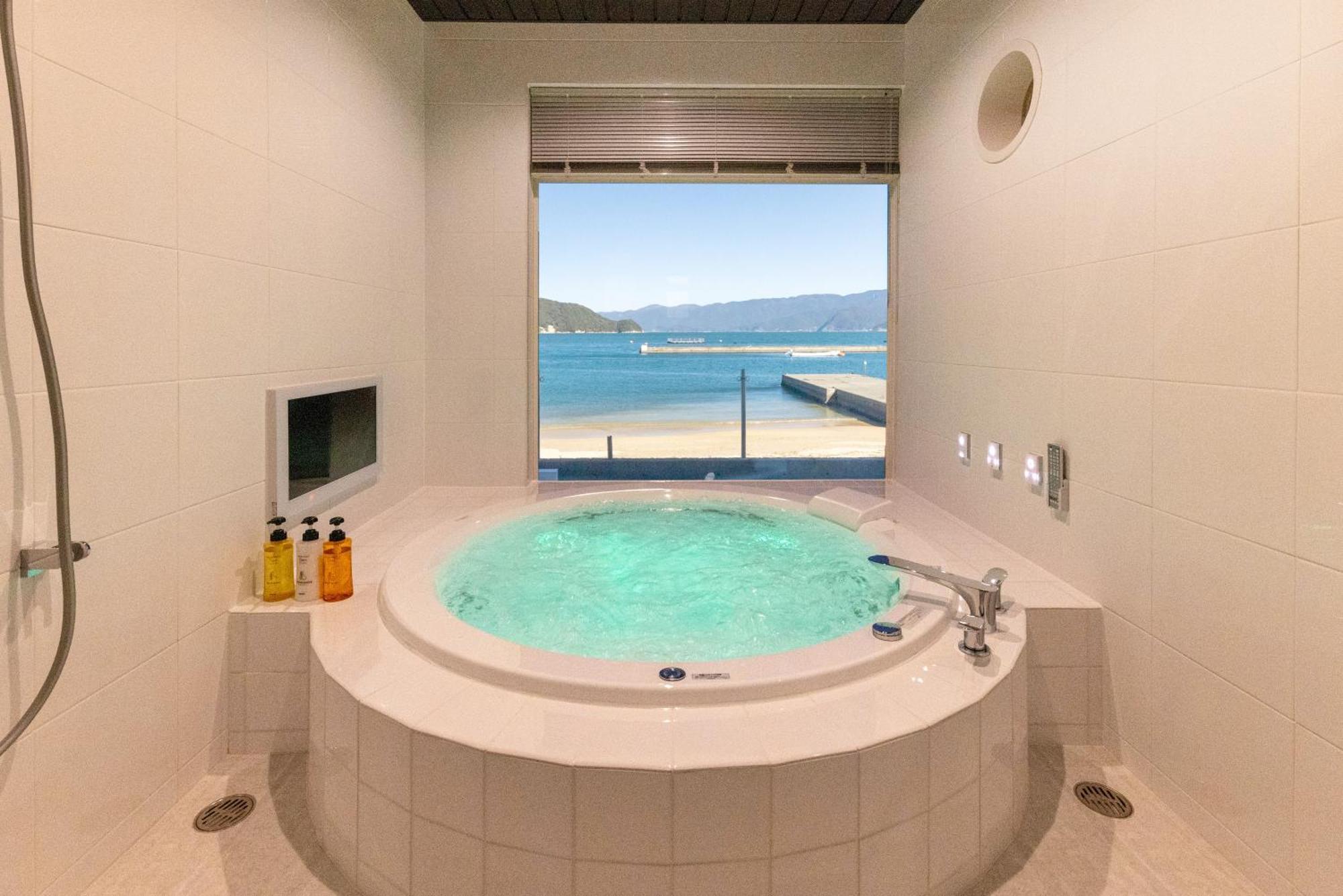 Tsuruga Sazanami Resort Chobei Экстерьер фото